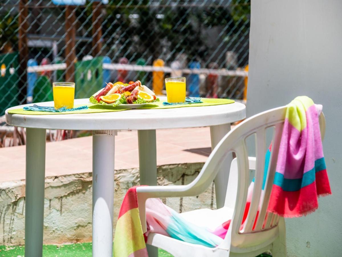 101 Bright, Pool View And Air Conditioning Apartment Playa de las Americas  Exterior photo