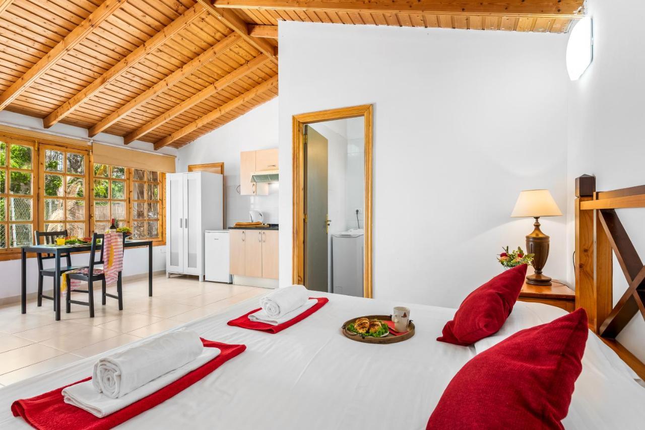 101 Bright, Pool View And Air Conditioning Apartment Playa de las Americas  Exterior photo